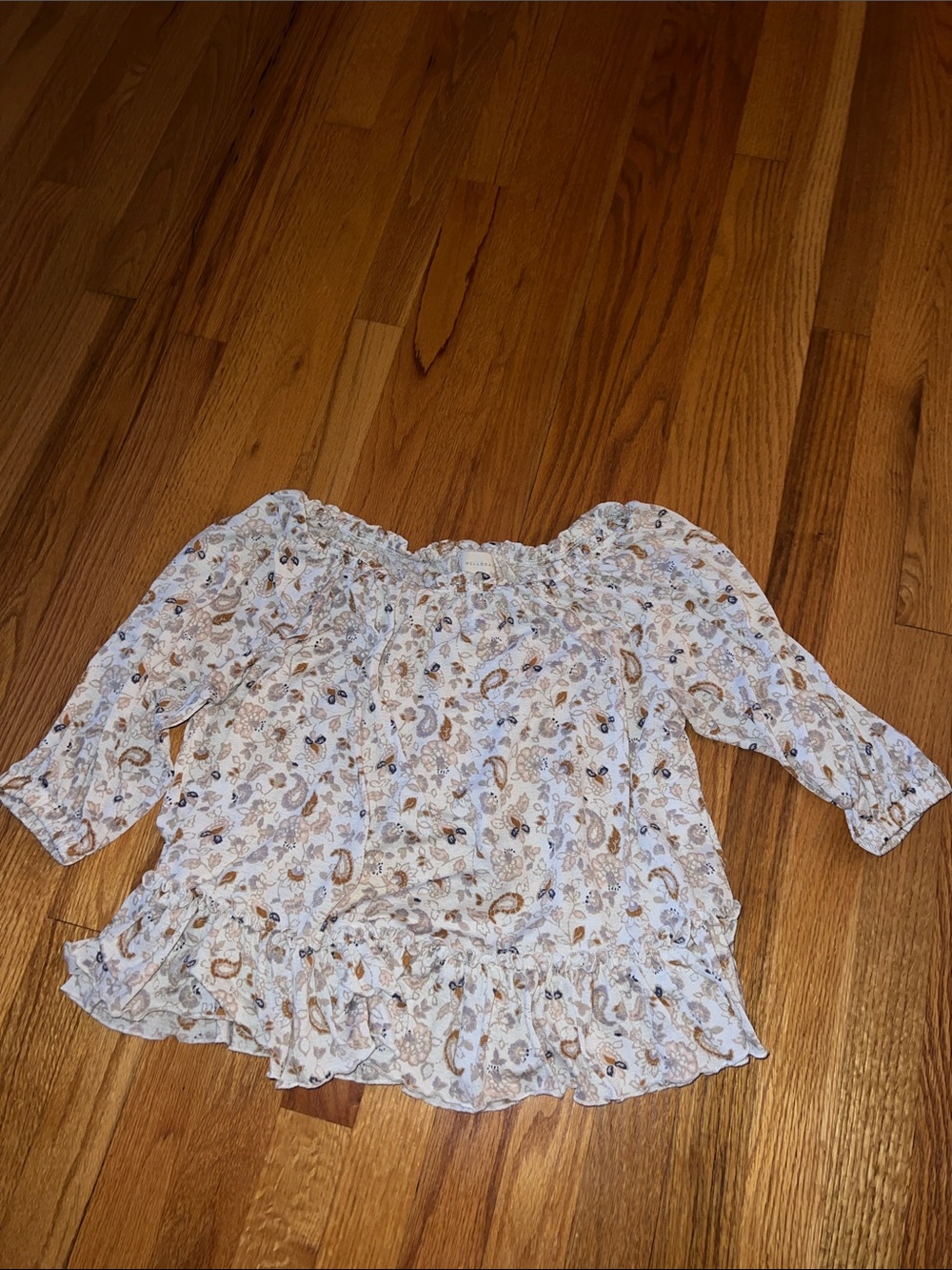 MELLODAY White Paisley Off-Shoulder Ruffle Blouse with Tan Accents